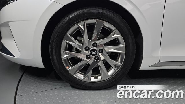Hyundai Grandeur 2023 — photo 5