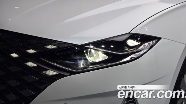 Hyundai Grandeur 2023 — photo 8