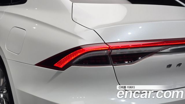 Hyundai Grandeur 2023 — photo 9
