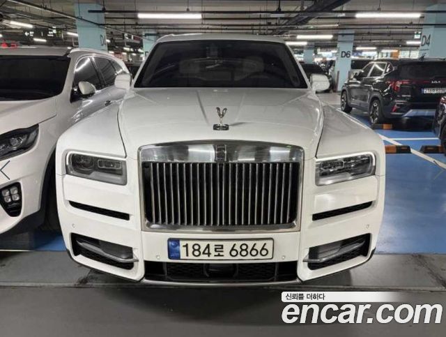 Rolls-Royce Cullinan 2022 — photo 1