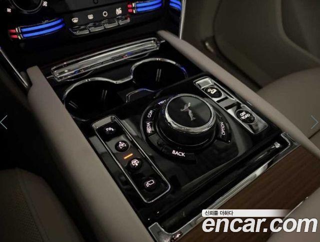 Rolls-Royce Cullinan 2022 — photo 14