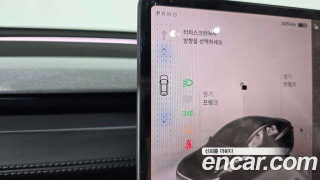 Tesla Model Y 2025 — photo 12
