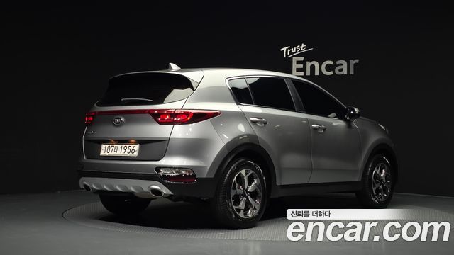Kia Sportage 2022 — photo 2