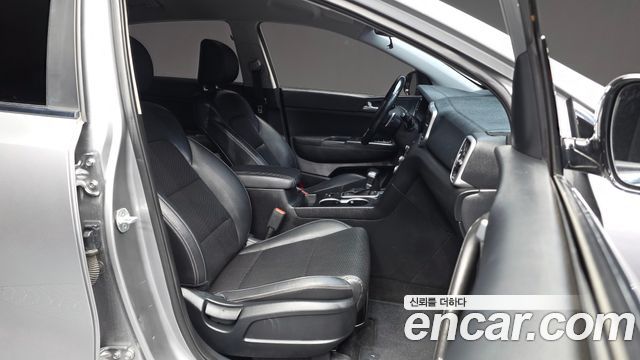 Kia Sportage 2022 — photo 17