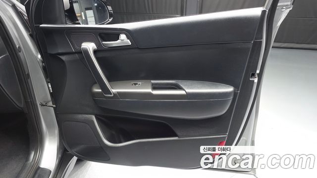 Kia Sportage 2022 — photo 14