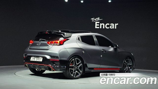 Hyundai Veloster 2019 — photo 2