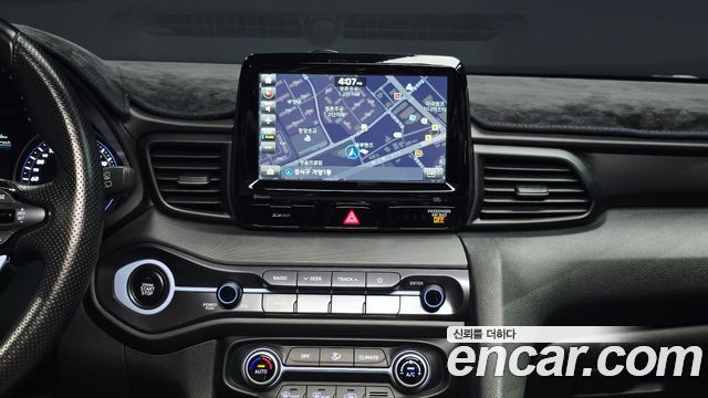 Hyundai Veloster 2019 — photo 18