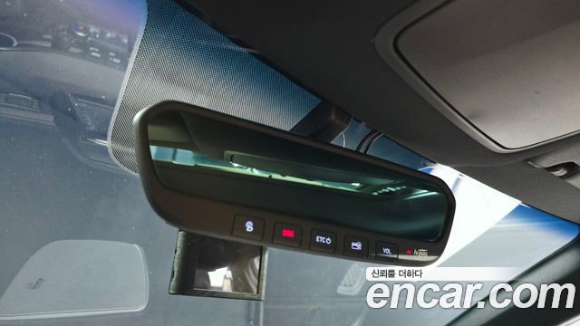 Hyundai Veloster 2019 — photo 26