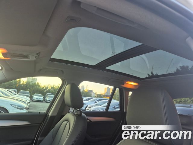 BMW X1 2017 — photo 11