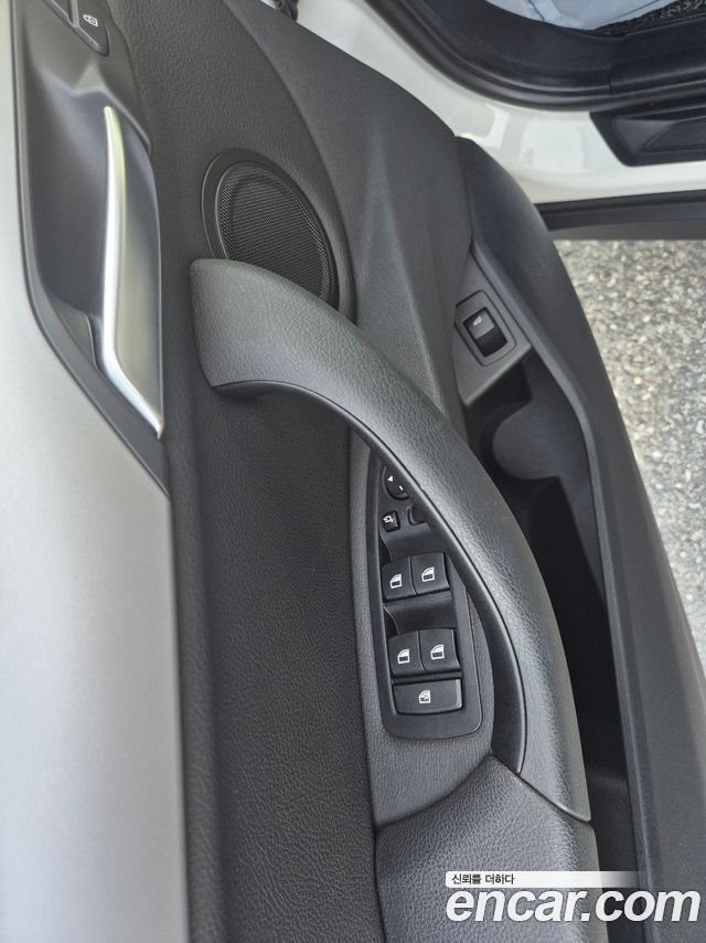 BMW X1 2017 — photo 15