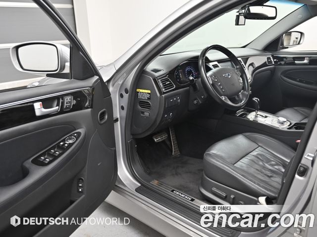Hyundai Genesis 2014 — photo 11