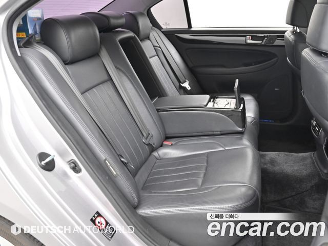 Hyundai Genesis 2014 — photo 12