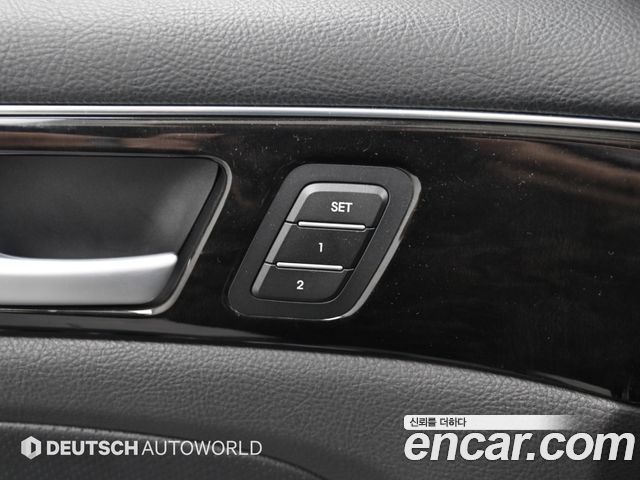 Hyundai Genesis 2014 — photo 17
