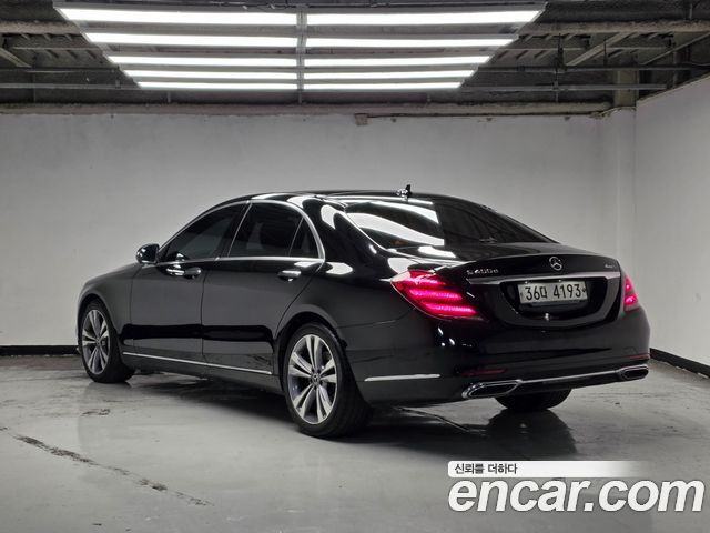 Mercedes-Benz S-Class 2018 — photo 2