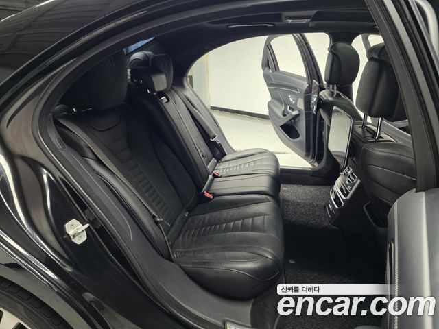 Mercedes-Benz S-Class 2018 — photo 11