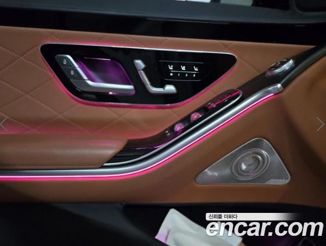 Mercedes-Benz S-Class 2022 — photo 12