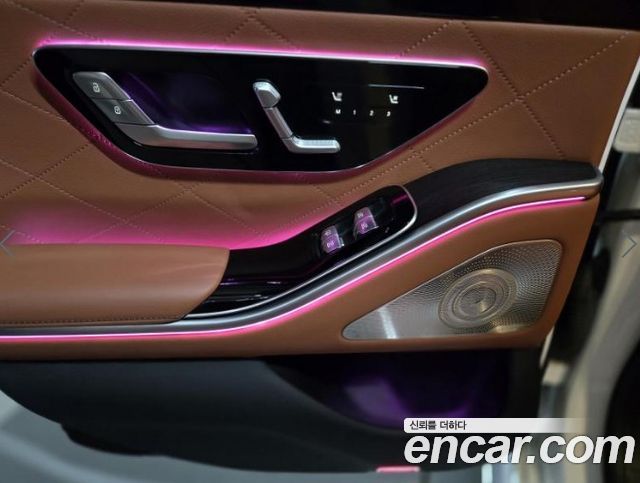 Mercedes-Benz S-Class 2022 — photo 13