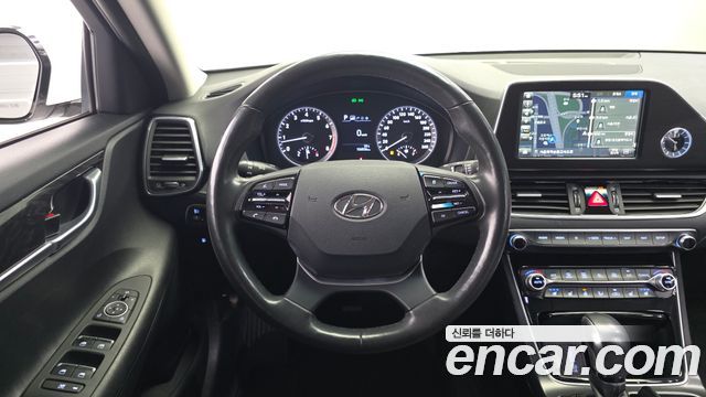 Hyundai Grandeur 2017 — photo 19
