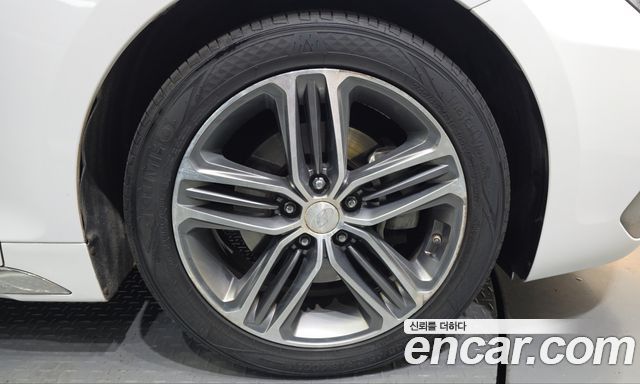 Hyundai Grandeur 2017 — photo 7