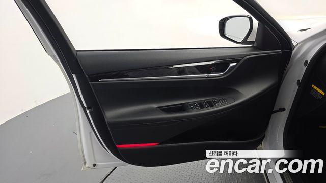 Hyundai Grandeur 2017 — photo 14