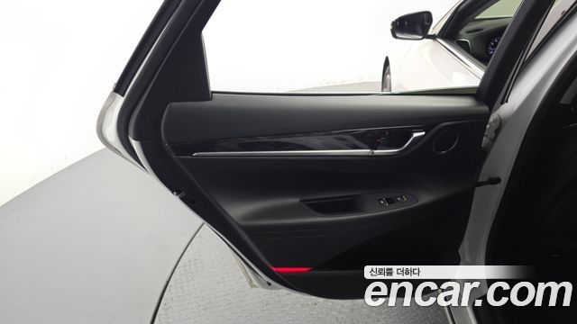 Hyundai Grandeur 2017 — photo 15