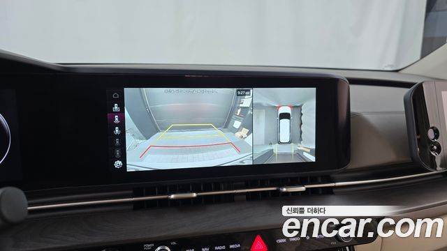 Kia Canival 2023 — photo 20