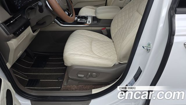 Kia Canival 2023 — photo 23