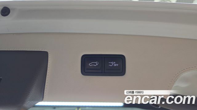 Kia Canival 2023 — photo 31
