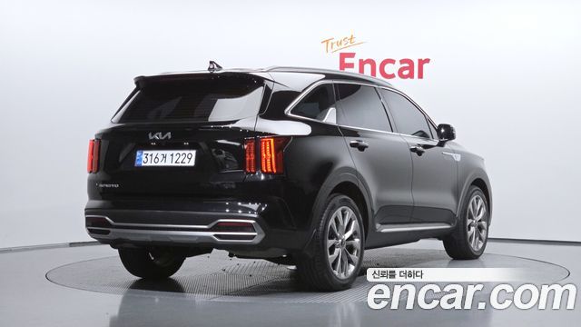 Kia Sorento 2023 — photo 2