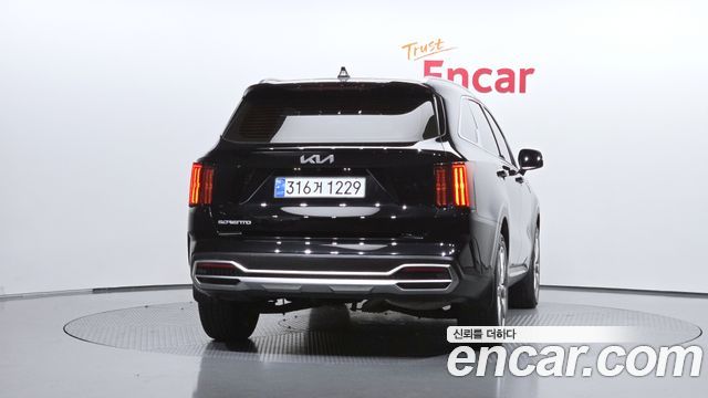 Kia Sorento 2023 — photo 4
