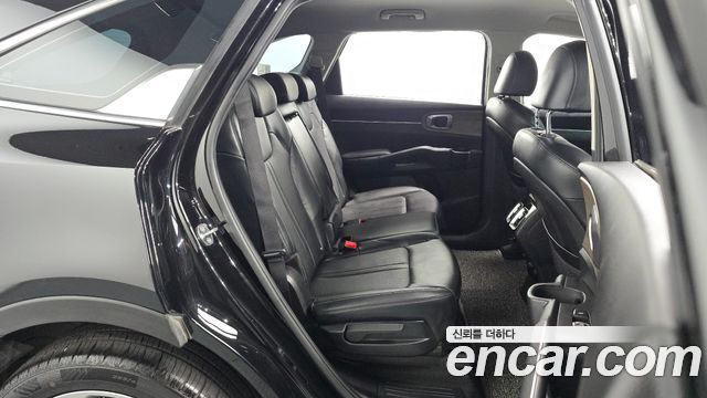 Kia Sorento 2023 — photo 17