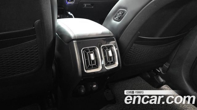 Kia Sorento 2023 — photo 34