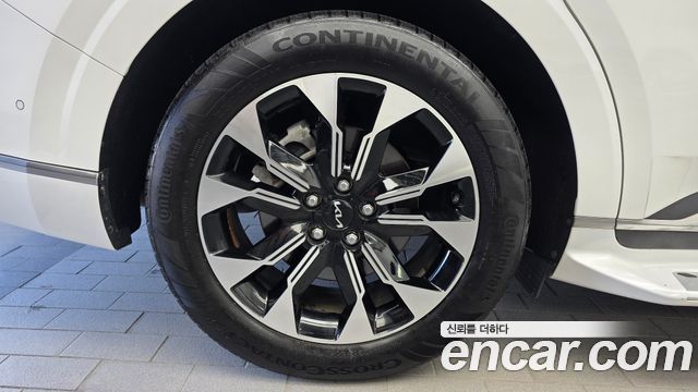Kia Canival 2023 — photo 5