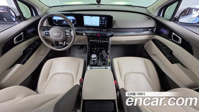 Kia Canival 2023 — photo 10
