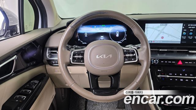 Kia Canival 2023 — photo 18