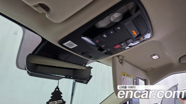 Kia Canival 2023 — photo 23