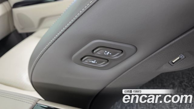 Kia Canival 2023 — photo 30