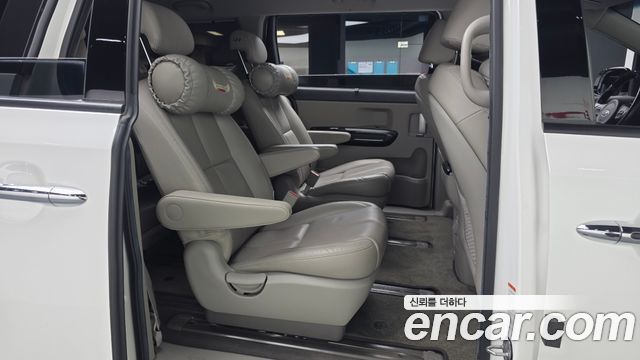 Kia Canival 2016 — photo 18