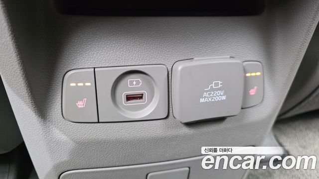 Kia Canival 2016 — photo 24