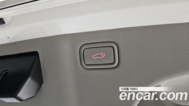 Kia Canival 2016 — photo 28