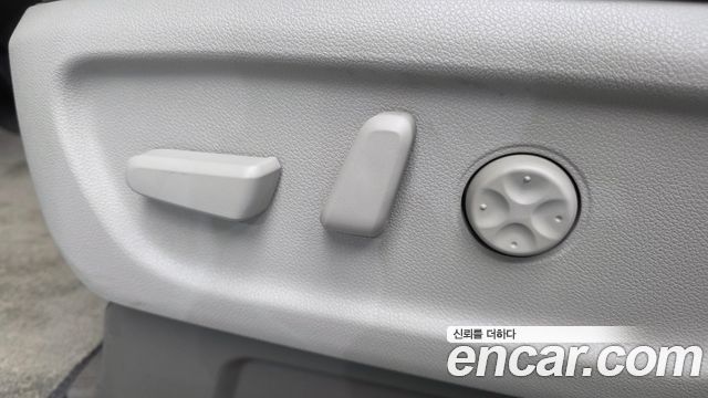 Kia Canival 2016 — photo 32