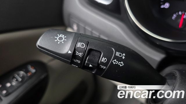 Kia Canival 2016 — photo 33