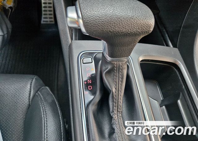 Kia K5 2017 — photo 15