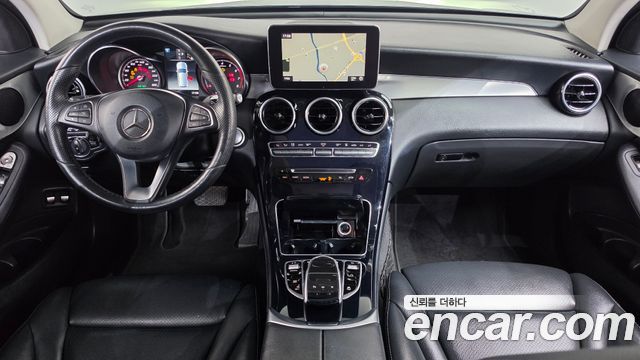 Mercedes-Benz GLC-Class 2018 — photo 7
