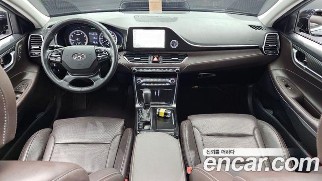 Hyundai Grandeur 2017 — photo 10