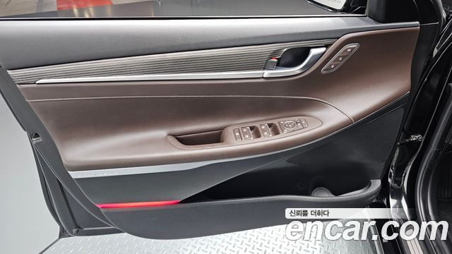 Hyundai Grandeur 2017 — photo 14