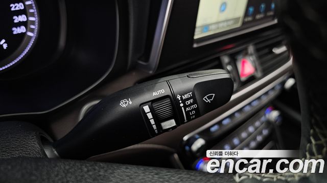 Hyundai Grandeur 2017 — photo 31