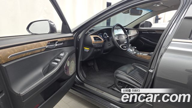 Genesis G90 2019 — photo 13