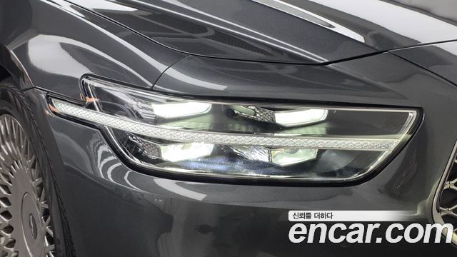 Genesis G90 2019 — photo 8