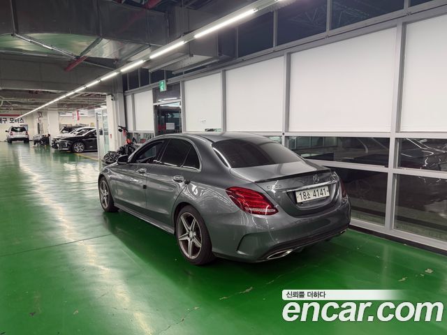Mercedes-Benz C-Class 2017 — photo 3